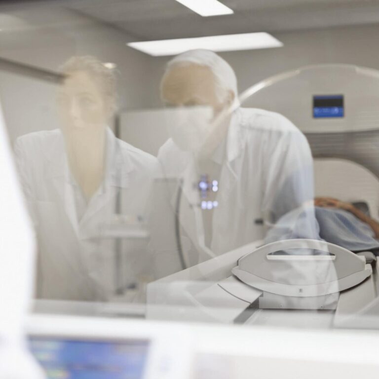 doctors-operating-ct-scanner-in-hospital-2026-01-05-06-26-31-utc (1)